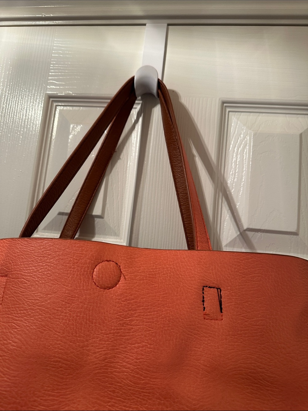 Bass Coral Orange Leather Tote with Matching Wristlet - Picture 3 of 11